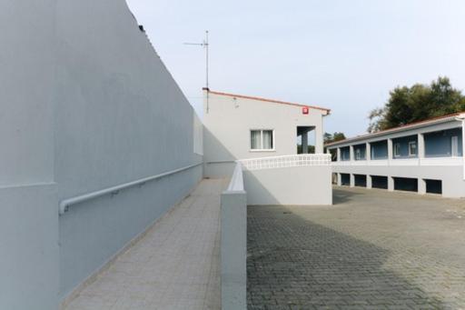 Hotel Cova De Lobo Batalha Zewnętrze zdjęcie