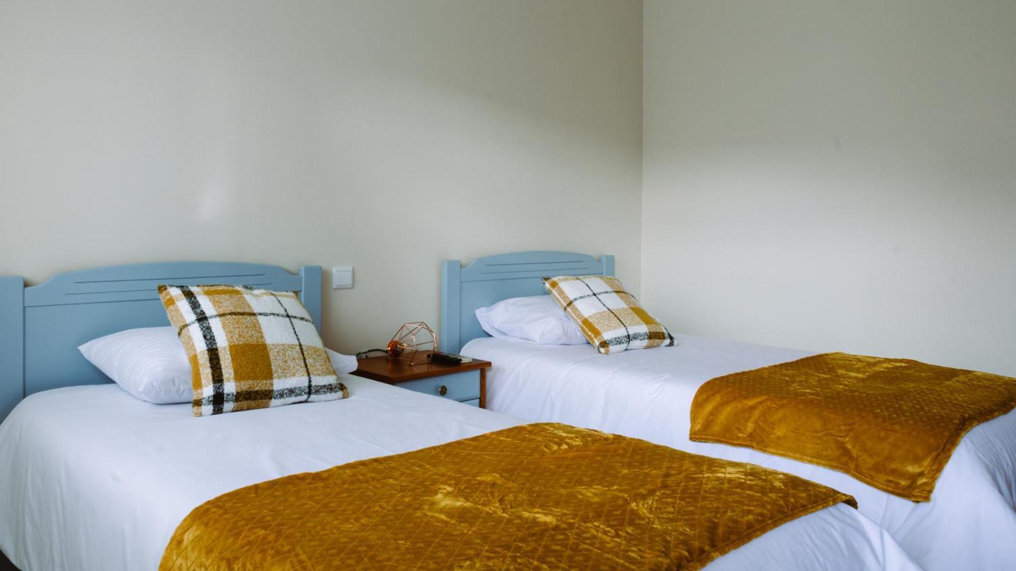 Hotel Cova De Lobo Batalha Zewnętrze zdjęcie